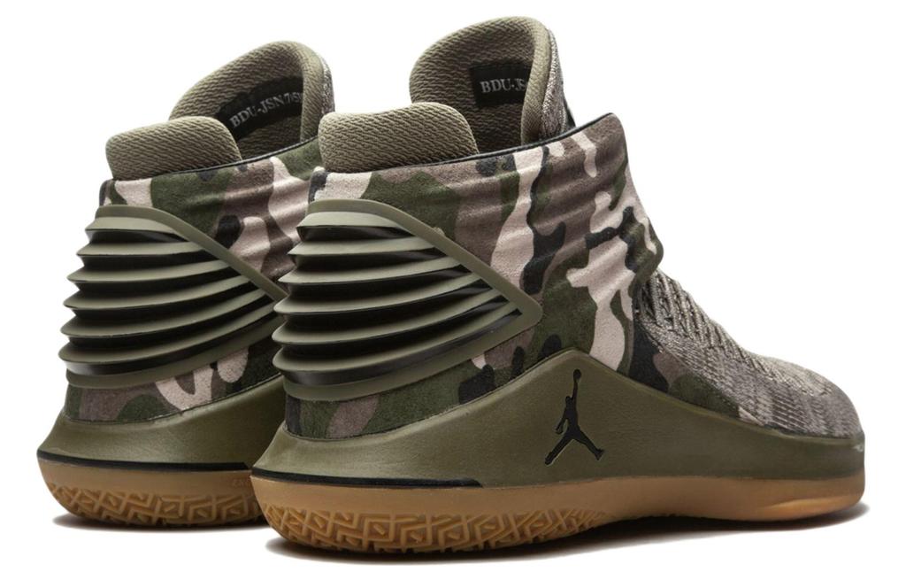 Jordan XXXII Veteran's Day 2018 aa1253-200