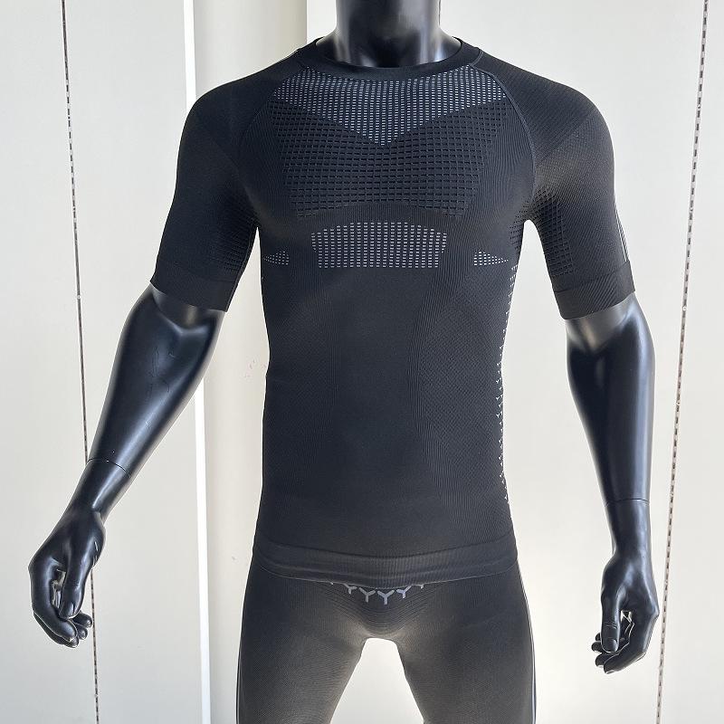 

Компрессионный костюм с влагоотводящим быстросохнущим эффектом для марафона, велоспорта и фитнеса M чёрный