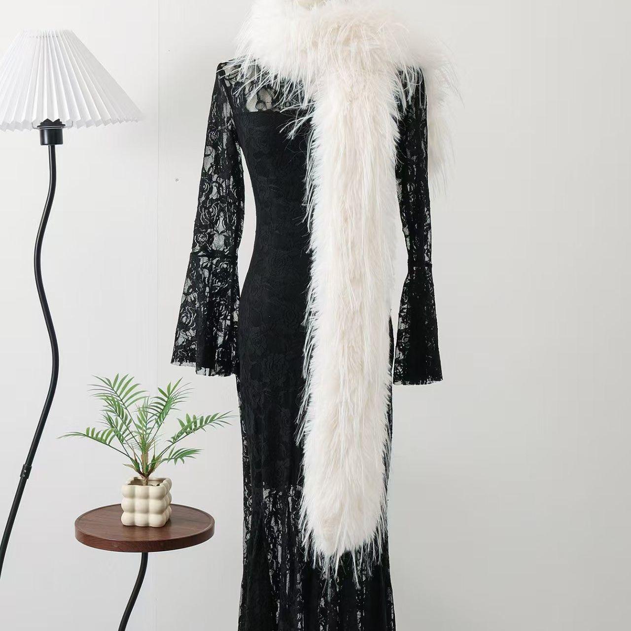 

Niche Personalized Spice Girl Long Fluffy Scarf Imitation Mink Thickened Soft Waxy Warm Plush Solid Color Fur Collar Scarf