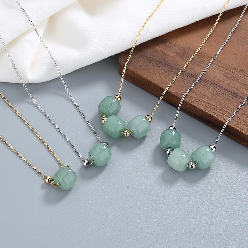 Collier de Perles de Transfert en Jade Hotan Trois Vies et Trois Générations Design Féminin Minoritaire