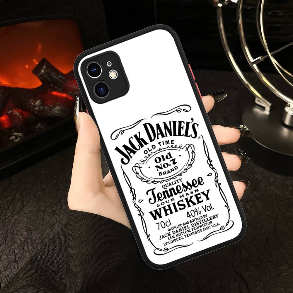 Klassische Whiskey-Logos J-Jack D-DanielS Handyhüllen für iPhone 16 15 14 Plus 13 12 11 Pro Max Matt Oft Stoßfänger Handyhülle