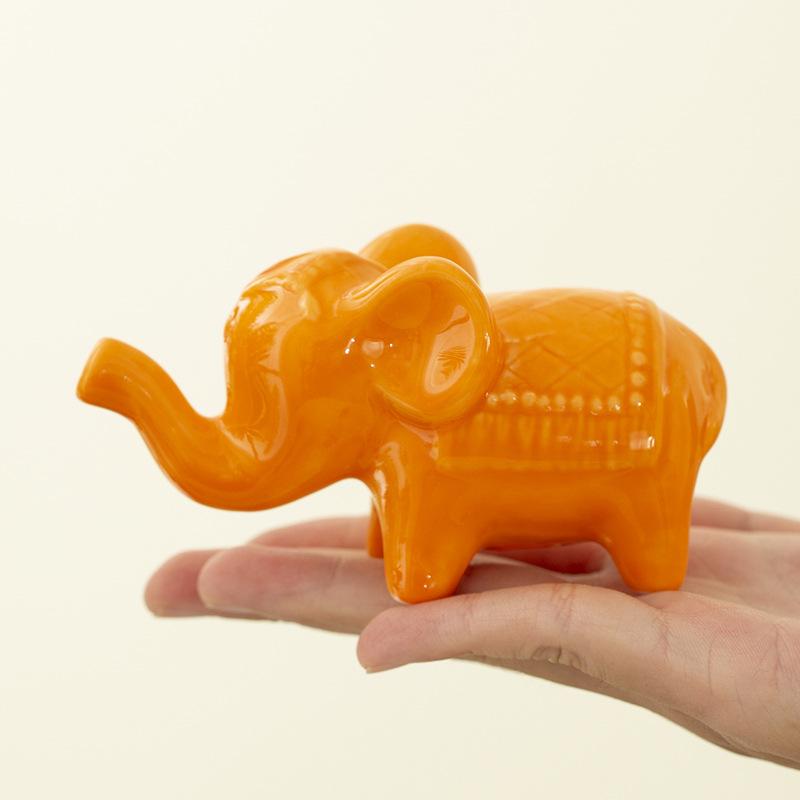 

Elephant Ceramic Ornament Cute Lucky Little Elephant Desktop Decoration Gift помаранчевий