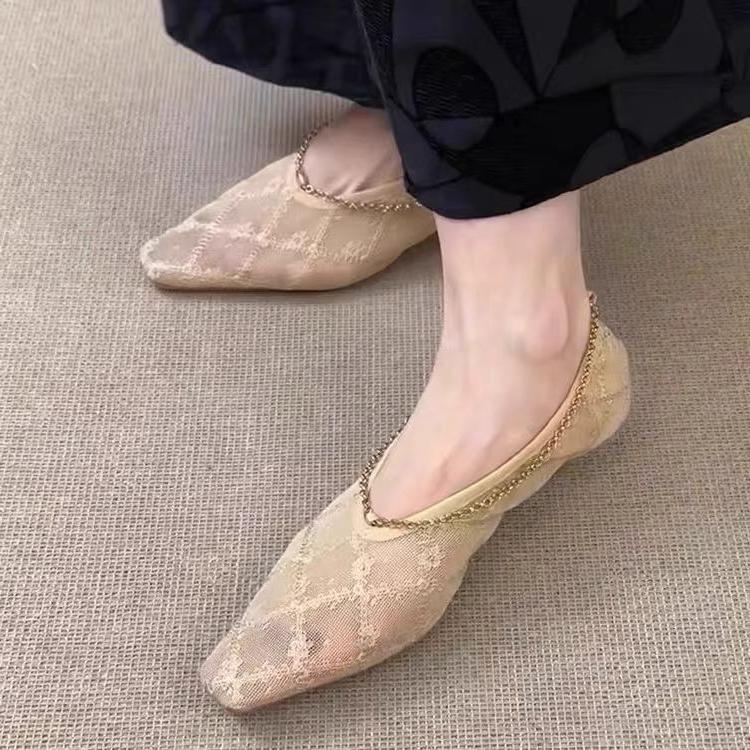 Fashion 2025 New Summer Mesh Breathable Sexy Lace Shoes Female Temperament Chain Design Embroidered Low-cut Shoes Zapatillas De Deporte