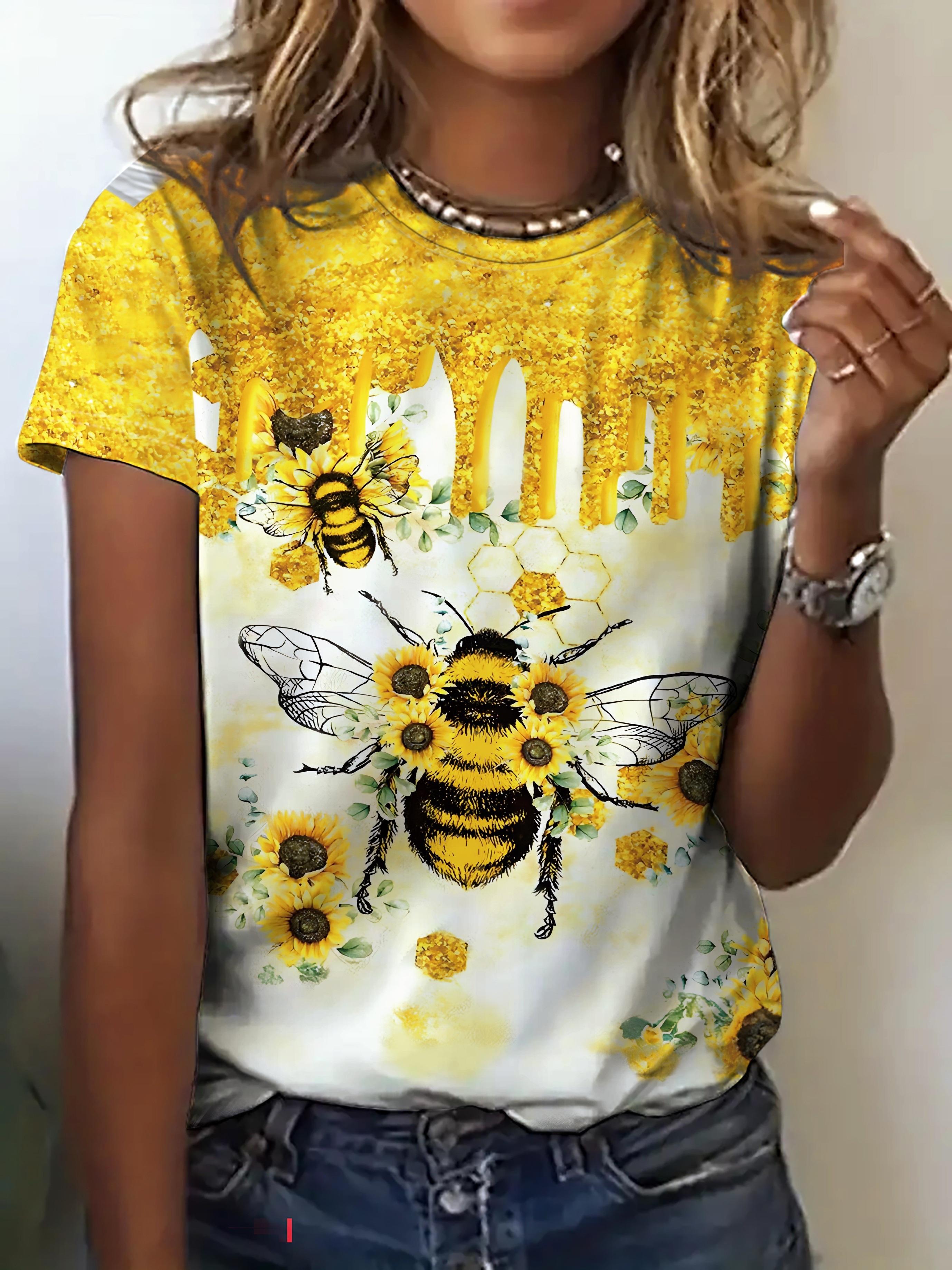 

Women s Tee - Bee & Sunflower Graphic, Cheerful Summer Nature Design for Casual Daily Wear S
