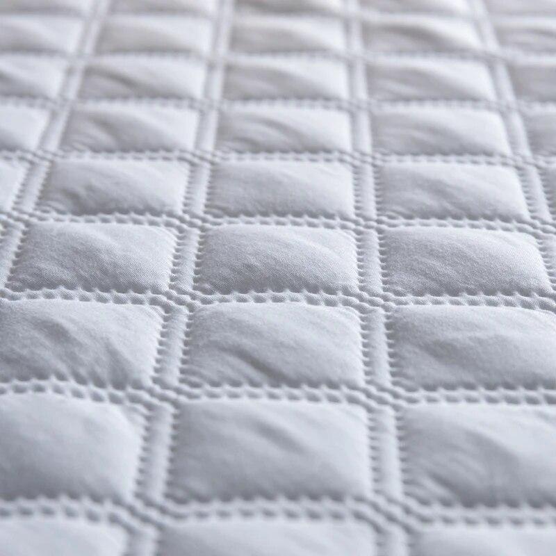 Waterproof Fitted Sheet Solid Color Mattress Cover Single Bed Double Bed Elderly and Children Mattress Protective Cover200*220