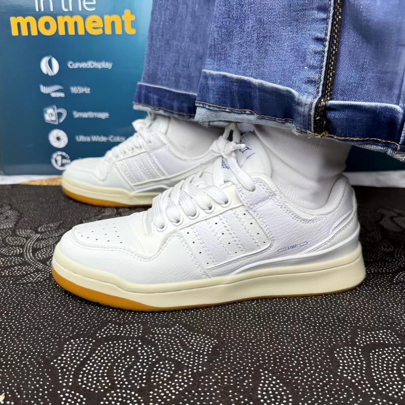 Men's board shoe model Men's shoes Versatile board shoes Sports and leisure lace-up white shoes