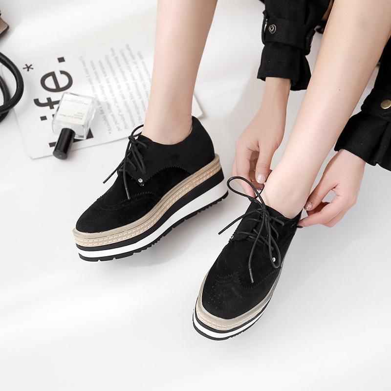 Suede Striped Thick-soled Muffin with Round Head and Sloping Shoes for Women Casual British Style 2024 New Spring Products. HZB