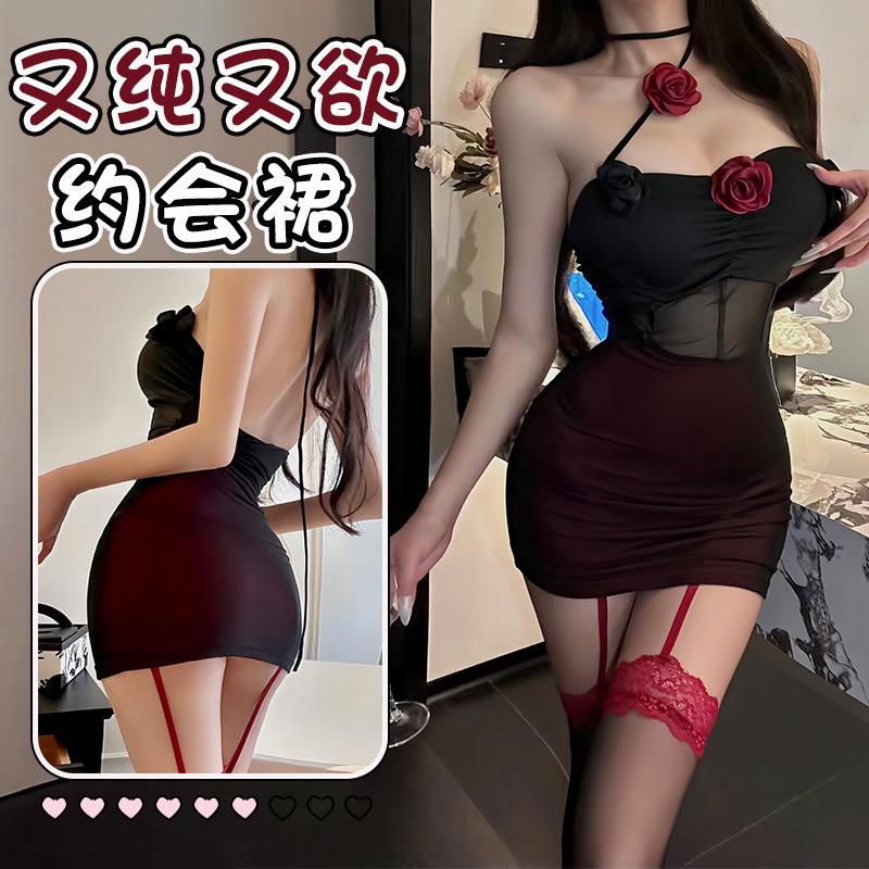 Dark night red rose hot eye-catching belt chest pad hip tube top skirt sexy sexy pure desire suit