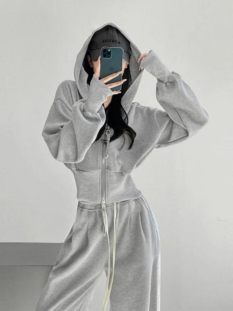 2026 Early Autumn Slimming Fashionable Hooded Sweatshirt & Wide-Leg Pants Set for Women