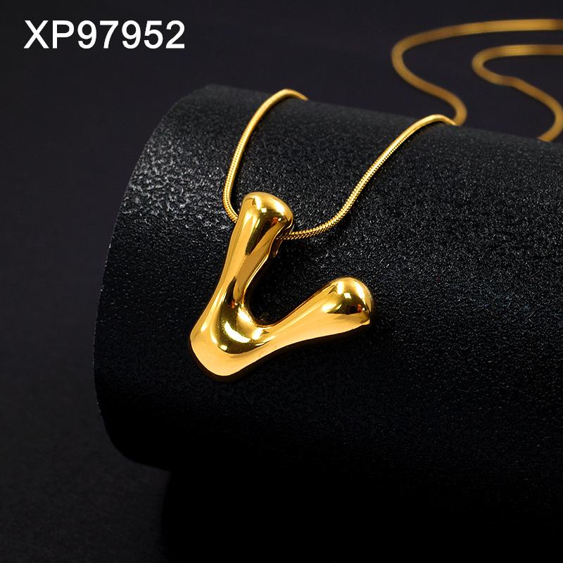 Personalized Gold-Plated Titanium Letter Necklace for Women - Fashionable Clavicle Chain Jewelry