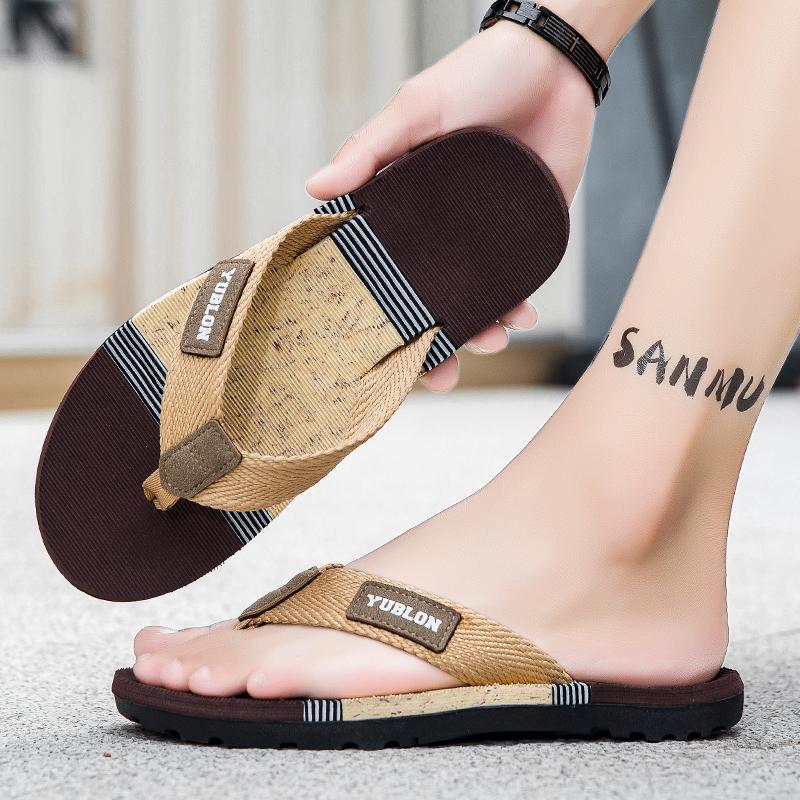 Flip Flops Men's Summer New Outdoor Non-slip Lightweight Leisure Classical Style Wear-resistant Breathable Beach Slippers