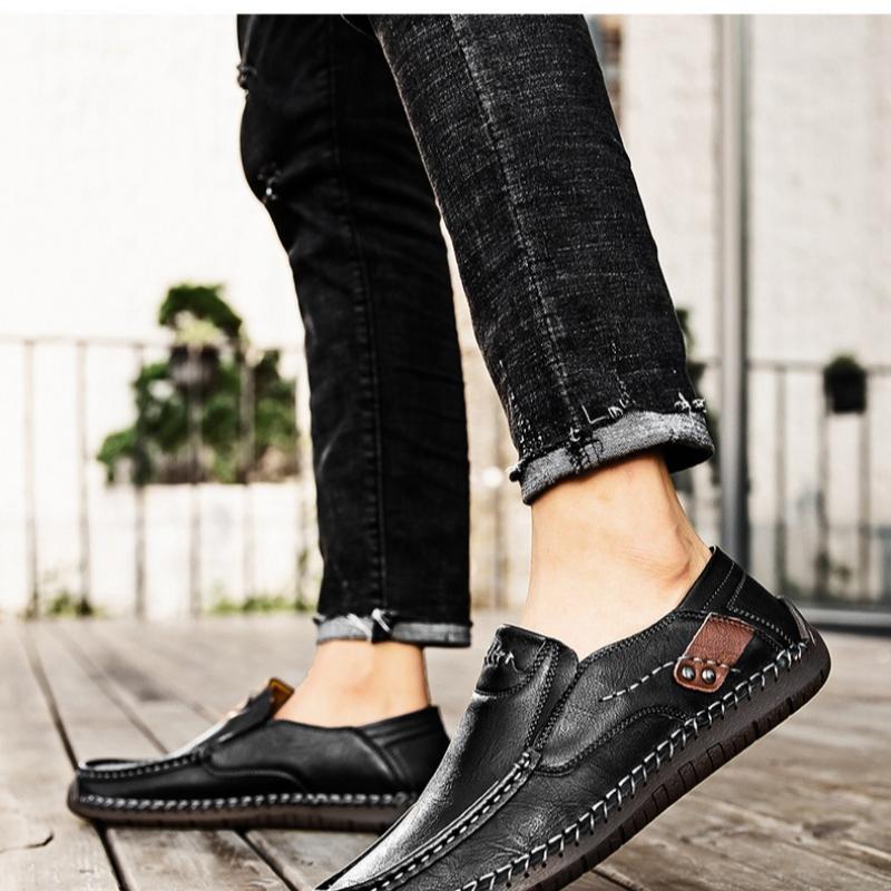 Men's Slip-on Casual Leather Shoes Hand-stitched Plus Size 36-50 Loafers Non-slip Soft Sole Flats for Walking Driving