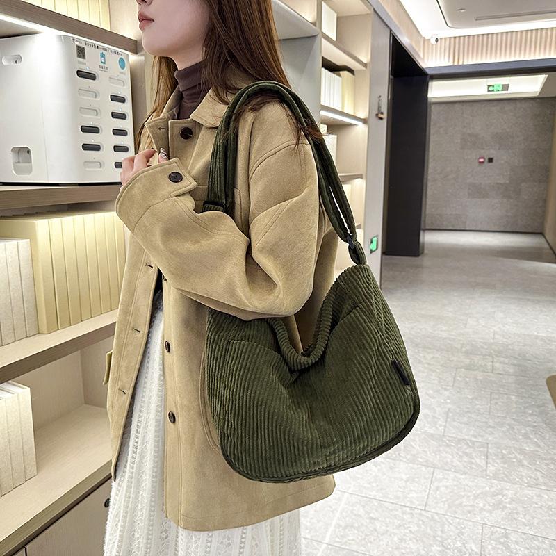 Japanese Style Corduroy Tote Bag Women Casual Large Capacity Student School Commuting Crossbody Shoulder Bag Fashiable Handbag