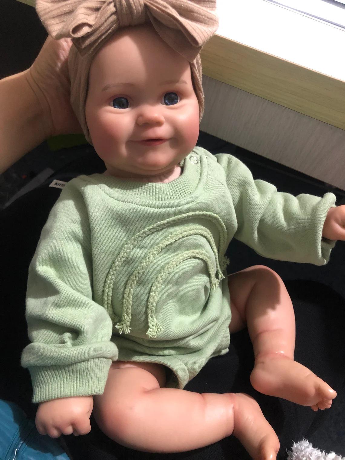 50cm Maddie Cute Realistic Doll with Hand-Painted Hair 50cm Cloth Body