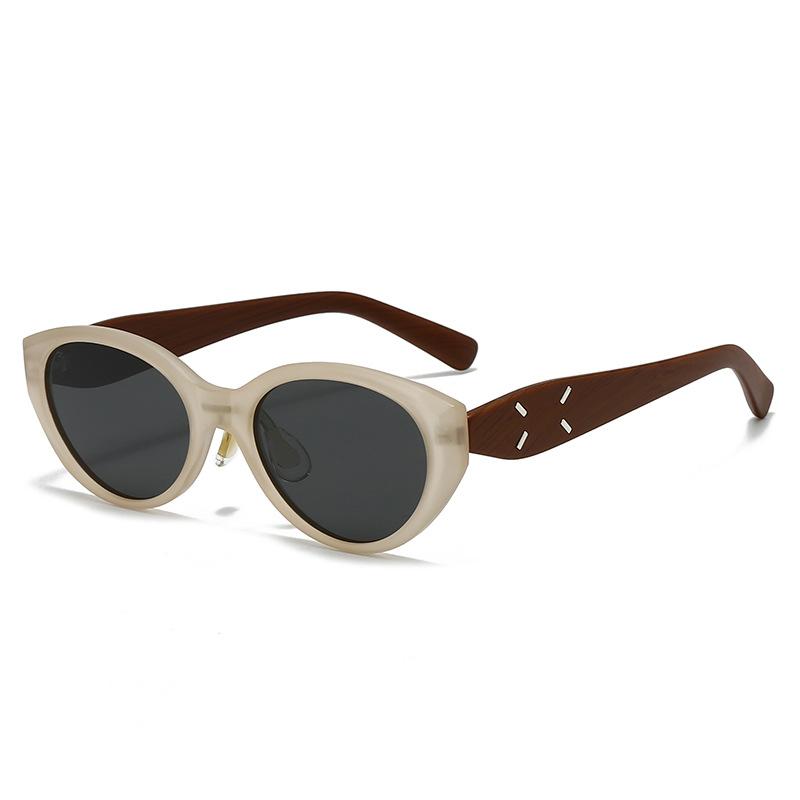 Stylish and Versatile Sunglasses, High-end Style, Cat-eye Small Frame Sunglasses for Men and Women