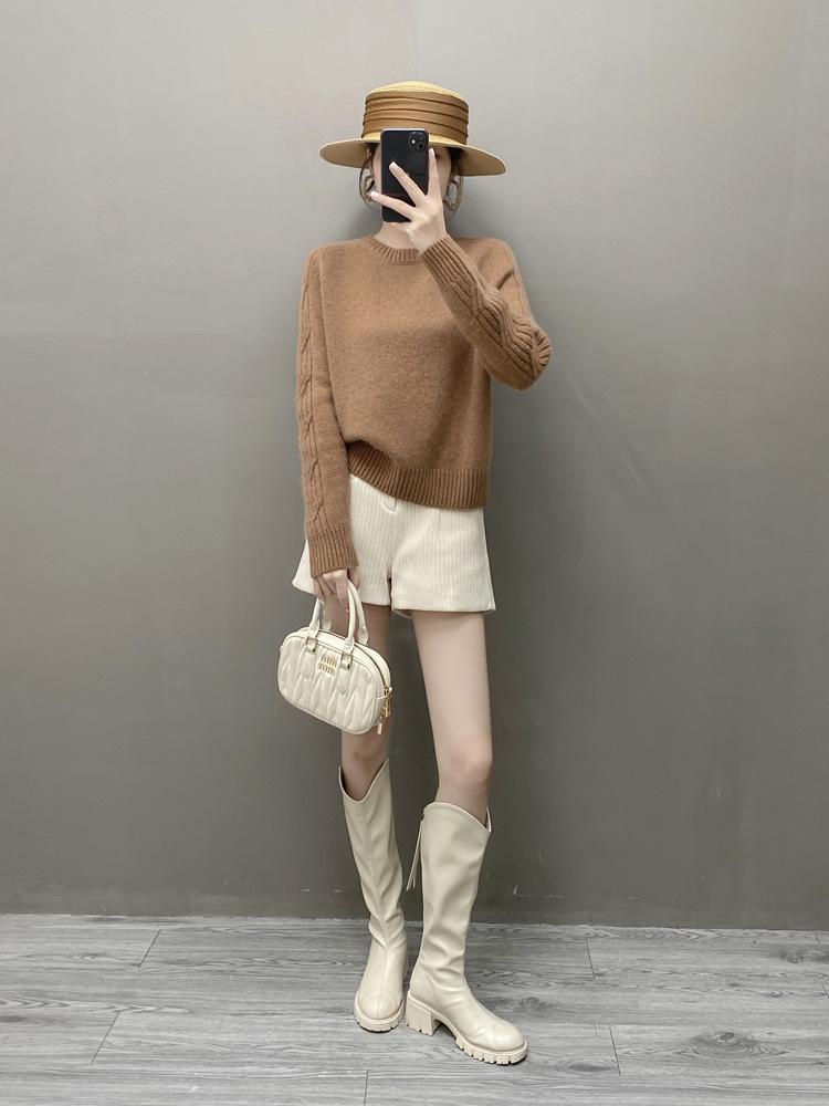 Damski Oversize'owy Sweter Żakardowy z Kaszmiru - Okrągły Dekolt Warstwa Bazowa
