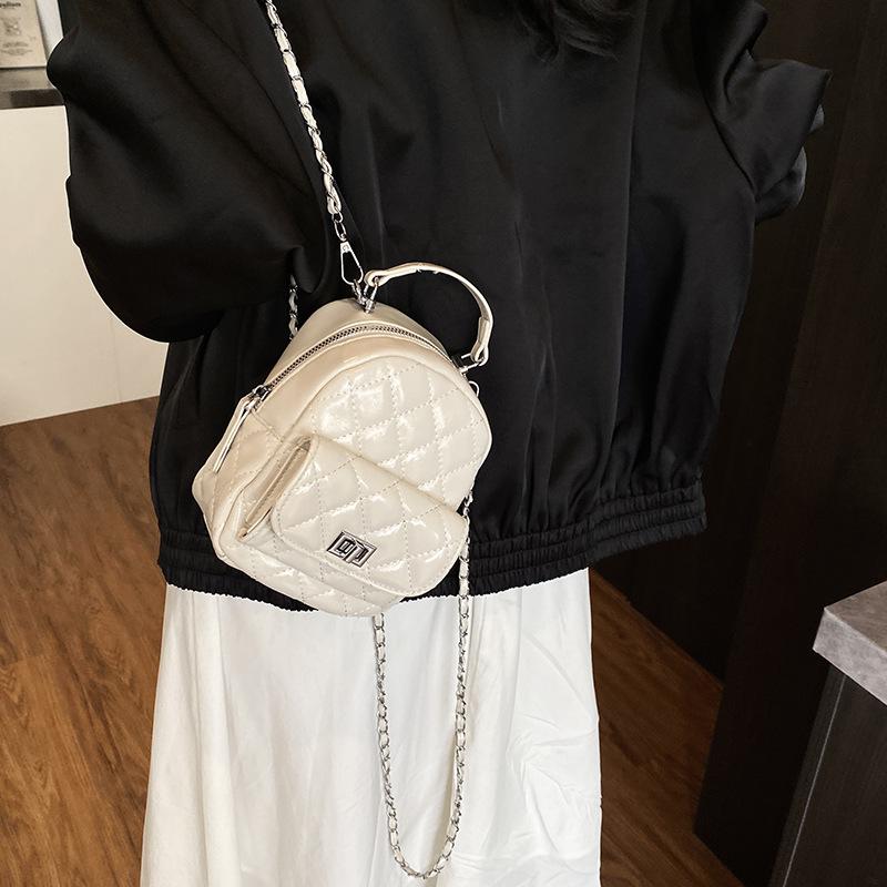 Fashion rhombus embroidered thread women's backpack 2025 new versatile chain backpack travel mini schoolbag