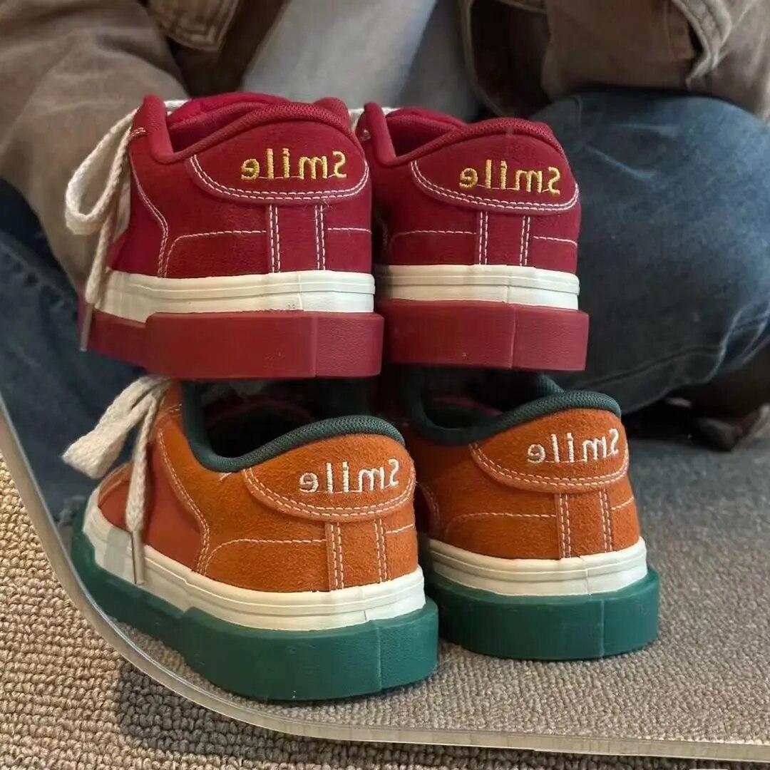 Винтажные красные холщовые низкие женские кроссовки — фото 15