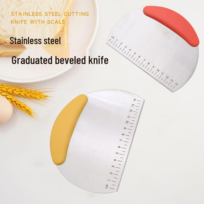 Stainless Steel Beveled Rice Noodle and Cream Scraper with Scale - Multi-Purpose Baking Cutter.