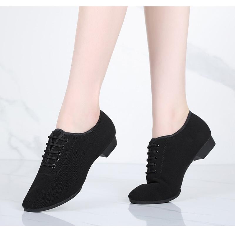 

Canvas Low Cut Modern Dance Shoes Rubber Sole Low Heel Square Dance Dance Shoes Heel Height 2.5CM 34 чорний