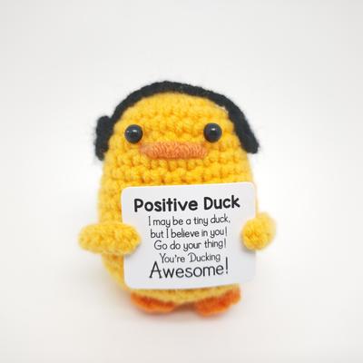 Niedliche handgehäkelte Enten-Ornamente mit positiver Energie – handgefertigte Häkel-Ente zur emotionalen Unterstützung – Deko für Zuhause oder als Weihnachtsgeschenk