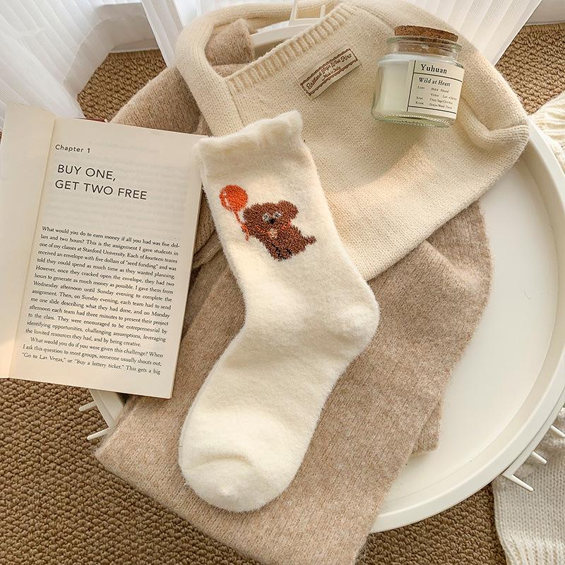 Damen Verdickte Plüsch Samt Laufender Hund Hase Tier Socken Herbst Winter Warme Schlafsocken Weiche Bequeme Halbhohe Socke