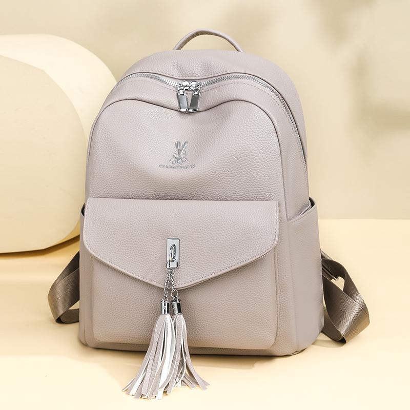 Plecak z frędzlami Plecak damski z miękkiej skóry Torba szkolna dla studenta