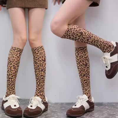 Vintage Leopardenmuster Kniestrümpfe Bedruckte Seidenstrümpfe Mittelhohe Socken Mode Persönlichkeit mit Leopardenmuster Socken Camoufla