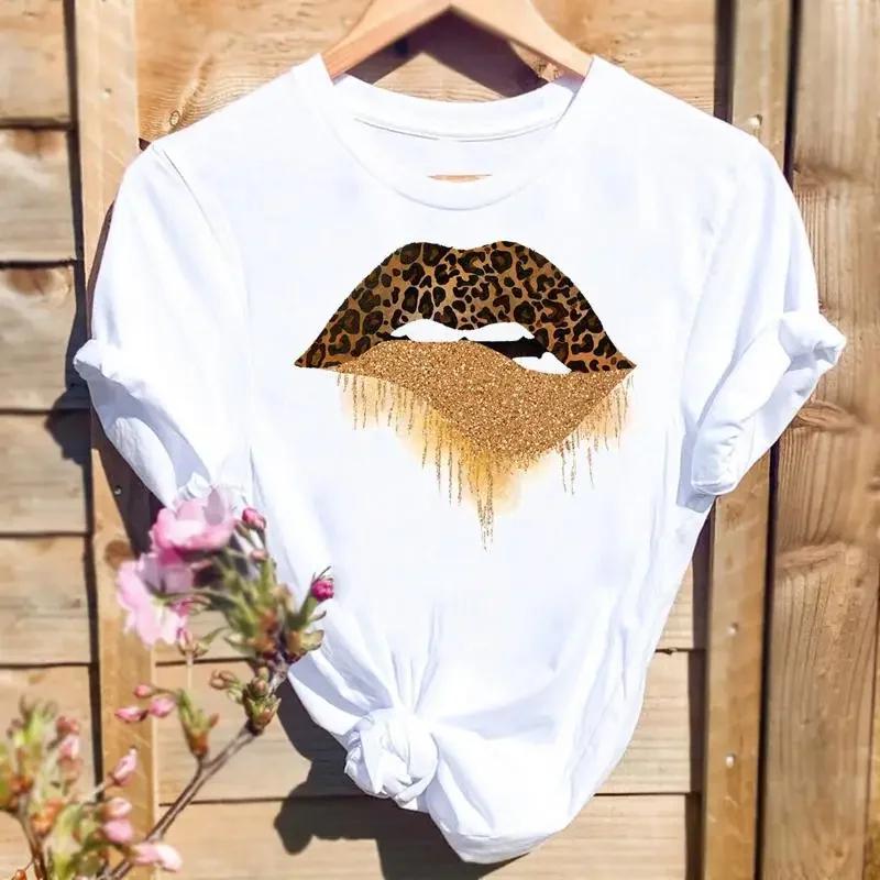 Ženy Tričká Leopard Love Heart Print Móda Grafika T Top Krátky rukáv 90. roky Roztomilé jarné letné tričko Dámske tričko s tričkom