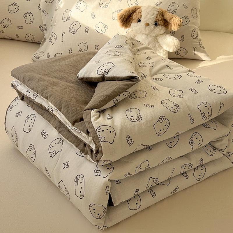 Ultra-Soft Summer Quilt for Mother and Baby - Light, Breathable Cotton for Comfort