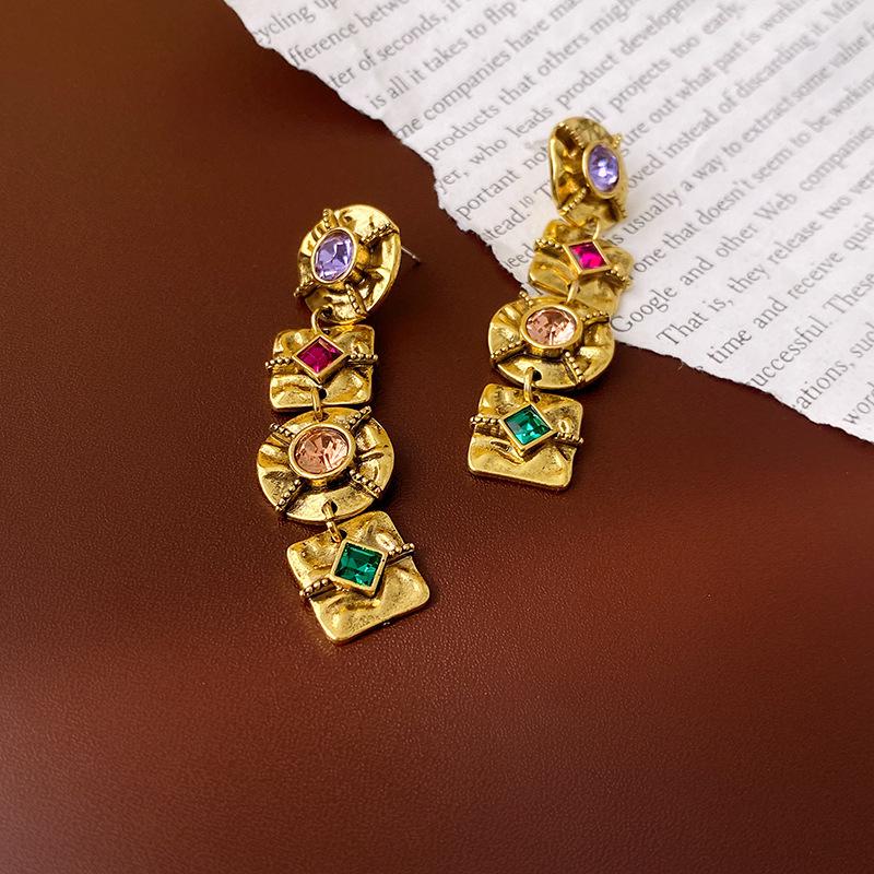 Vintage French-Style Silver Needle Earrings - Women's Elegant Studs with Retro Court Charm