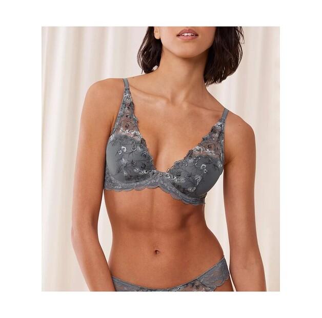 Бюстгальтер Triumph Sensual Spotlight WP EU 80A