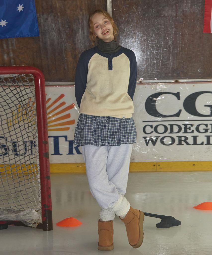 CGP (Women) Henley Neck Raglan Color Block Knit_Cream