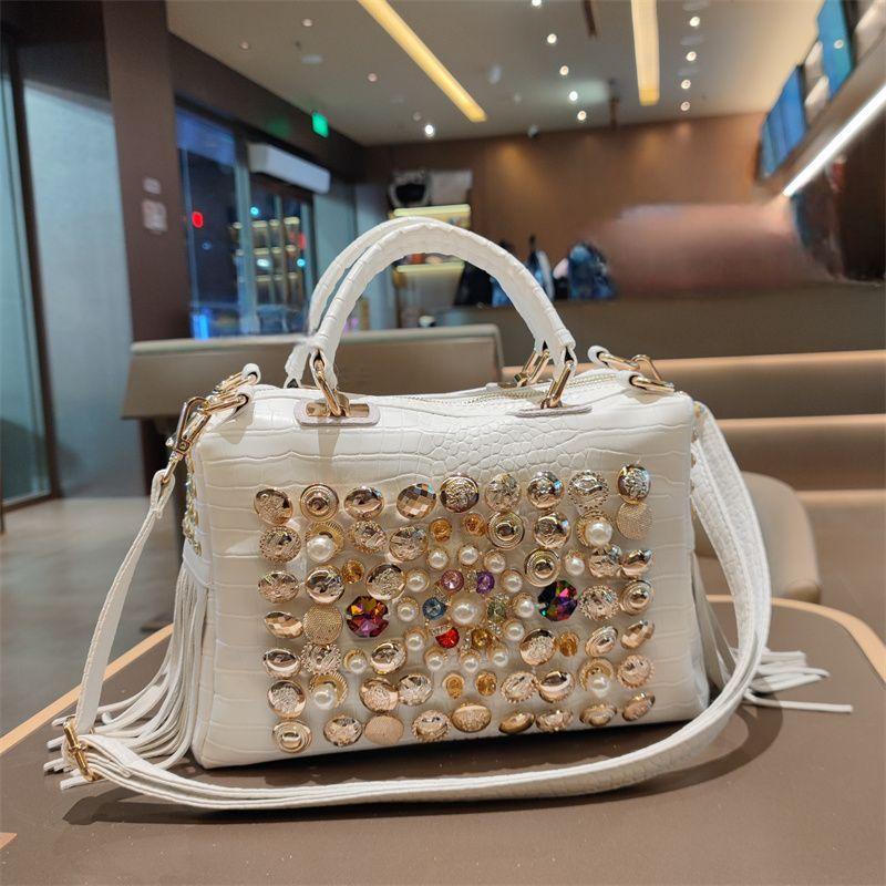 Fashionable Large Capacity Single Shoulder Crossbody Sequin Studded Diamond Handbag