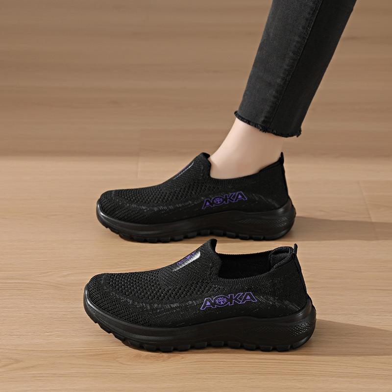 Fashion casual mother shoes flying flag mesh women's shoes non-slip and wear-resistant versatile sports shoes lazy one-pedal model