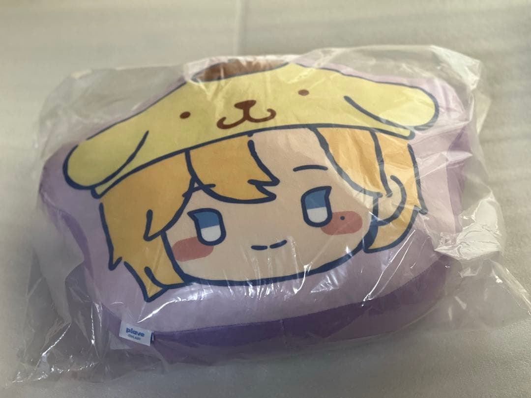 [USED] PLAVE Noah Cushion BBUU Official Sanrio Collaboration Limited Edition