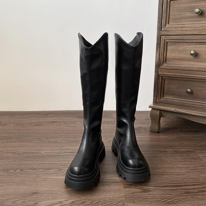 

Простые черные ботинки на толстой подошве с V-образным вырезом, тонкие, толстые, женские, новые осенние ботинки 2025 года, высокие, рыцарские сапоги 39 чёрный
