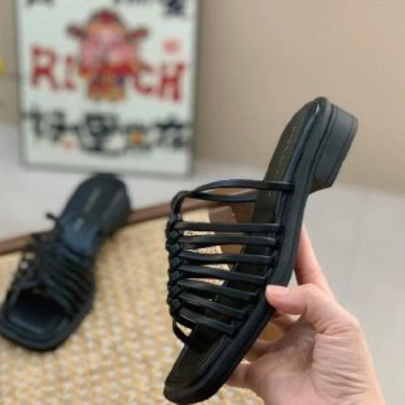 2025 Summer New Fashion Outer Slippers Square Toe Simple and Versatile Women's Sandals