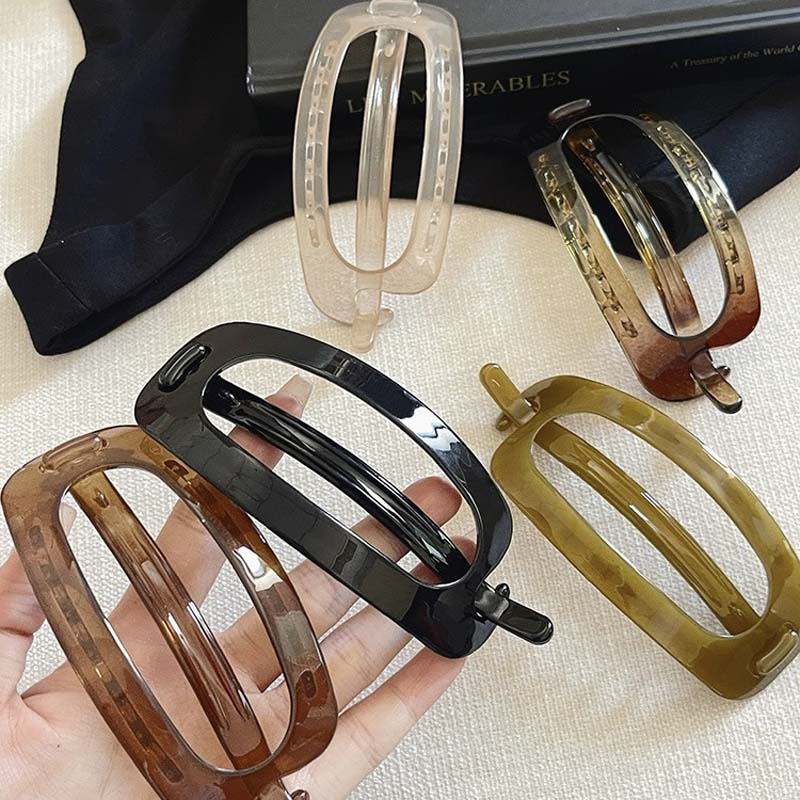 Vintage Solid Hollow Oval Simple Twist Hair Clips For Women Temperament Hair Ornament Headband Hairpin Fashion Hair Accessories
