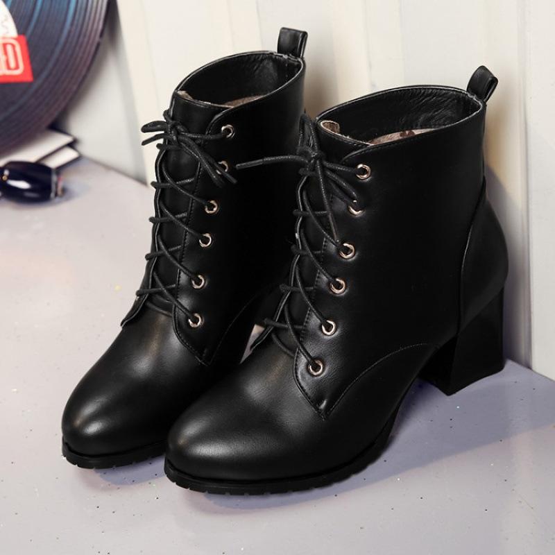 Autumn and winter new Martin boots women's lace-up high heel round head large size women's boots square heel comfortable Korean version low boots wome