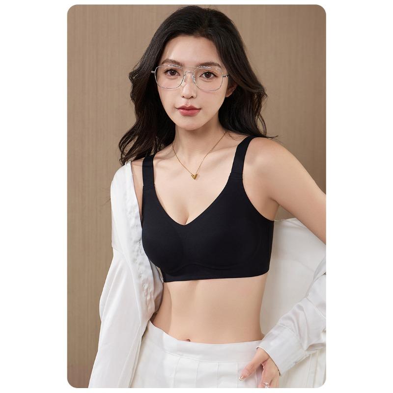 Jelly-style Underwear with Soft Support, Seamless Wide Shoulder Straps, Cup Fixation, Double Breast Reduction, Without Steel Rings.