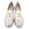 Gebrauchte AUTHENTISCHE CHANEL G45663 Loafer CC-Logo Kamelie Silbernes Leder