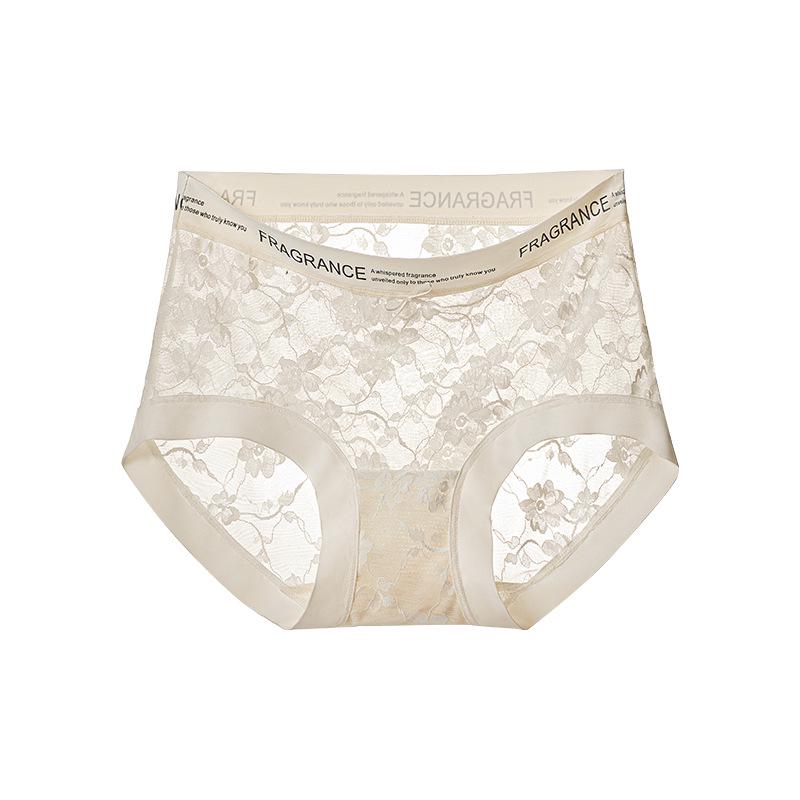 Luxurious Retro Lace Seamless Hipster Women's Panties with Breathable High Elasticity and Extended Gusset.