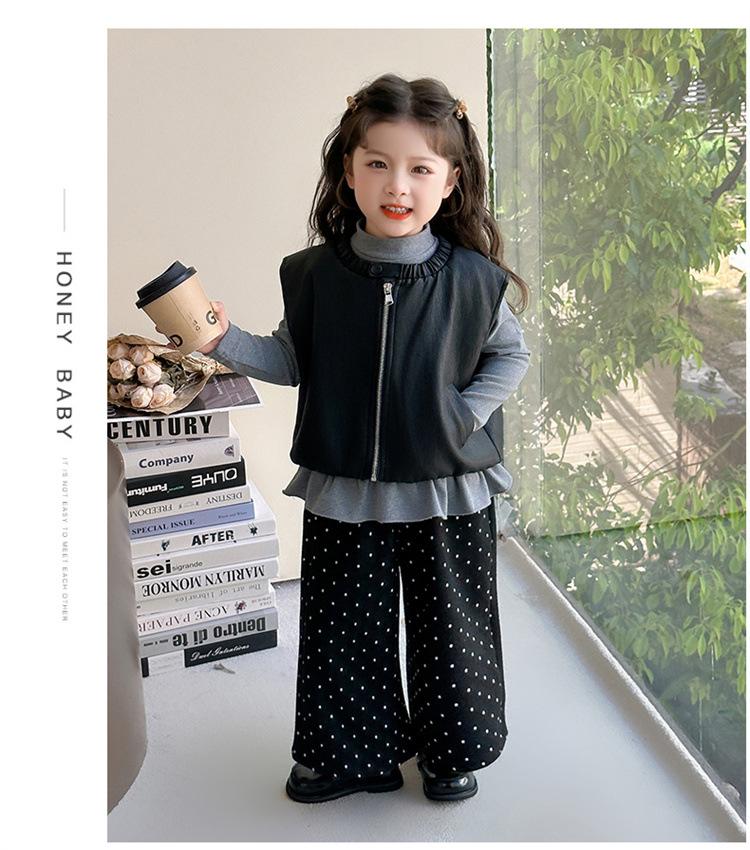 Jesień 2025 Zestaw Mody Dziewczęcej: Zestaw Trzyczęściowy Koszulka Bazowa w Stylu Koreańskim i Skórzana Kamizelka