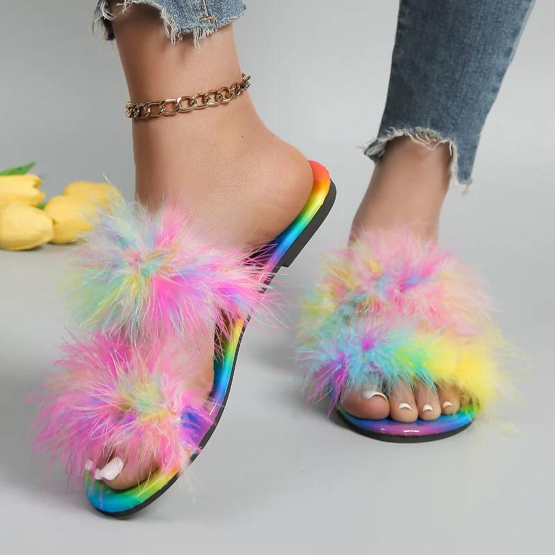 Mode Heißer Verkauf Schuhe Weibliche 2024 Sommer Neue frauen Feder Hausschuhe Mode Rutschfeste Strand Schuhe Licht Bequeme Ein wort Drag