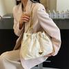 Xiaoxiangfeng Diamond-shaped Chain Bucket Bag, Trendy and Fashionable Tote Bag, Large-capacity Underarm Bag