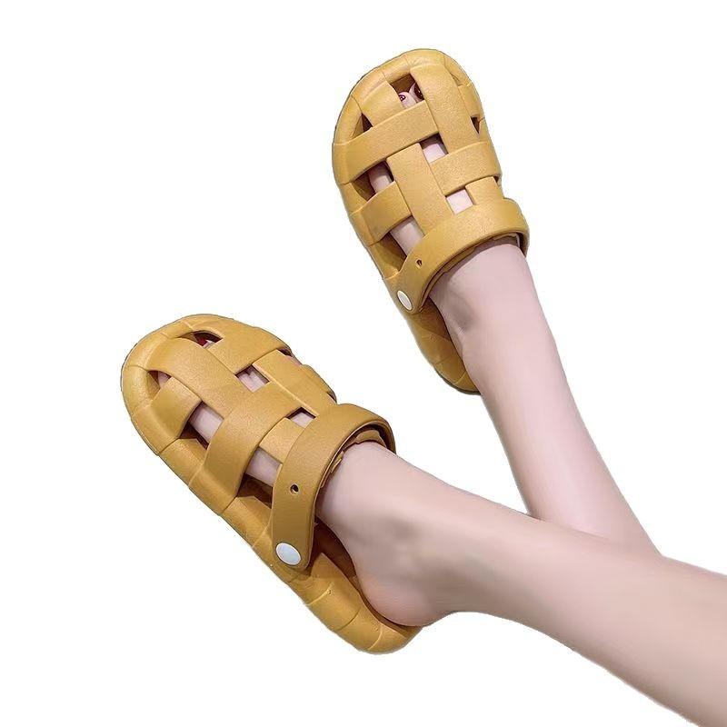 Slippers casual outer wear Baotou new summer cute two wear non-slip sandals hole beach shoes trendy shoes