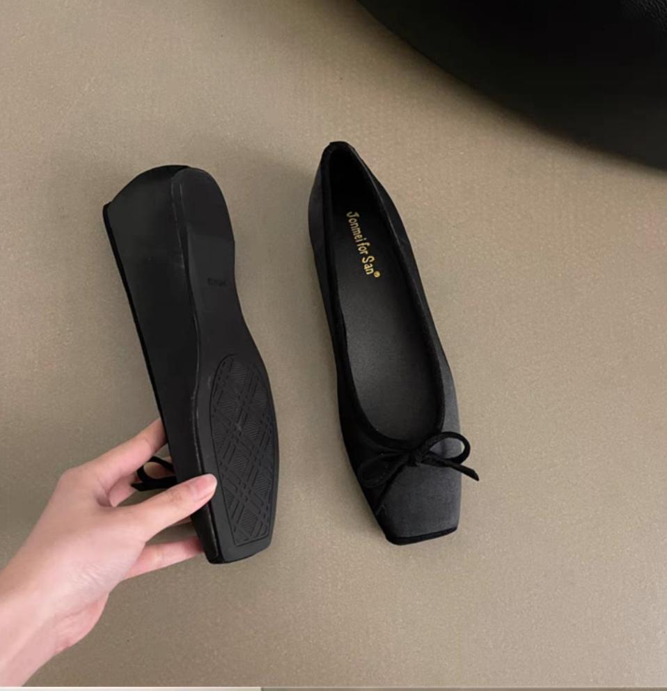 Elegant Woman Silks Bow Flats Fashion Square Toe Shallow Mary Jane Shoes Soft Casual Ballet Shoes for Women Slip On Dress Shoes