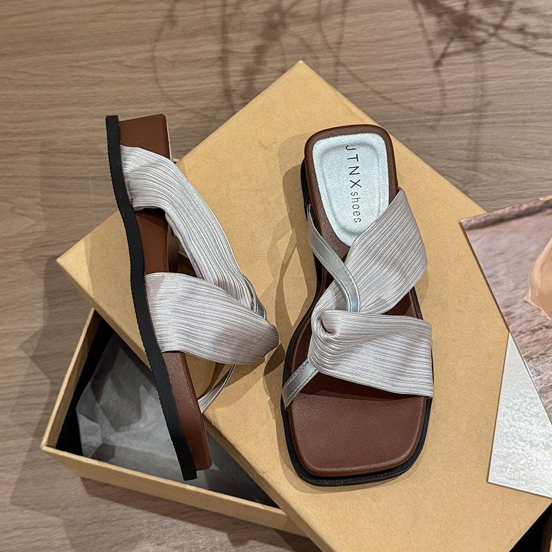 Retro Cross Belt Simple Fairy Open-toed Sandals Female Summer New Wedges Square Head Wear Comfortable One-word Slippers
