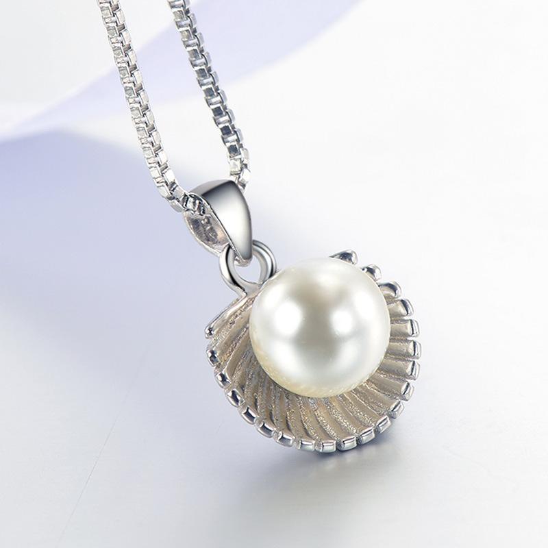Temperament, Women's Necklace Pendant, Pearl Scallop Shell Item, Silver Plated Jewelry